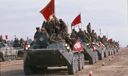 Soviet troops leaving Afghanistan in 1989